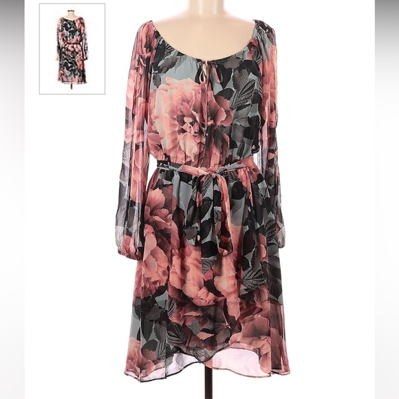 Floral Open Shoulder Jennifer Lopez Dress - Picture 2 of 6